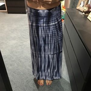 Maxi with slight flared at bottom