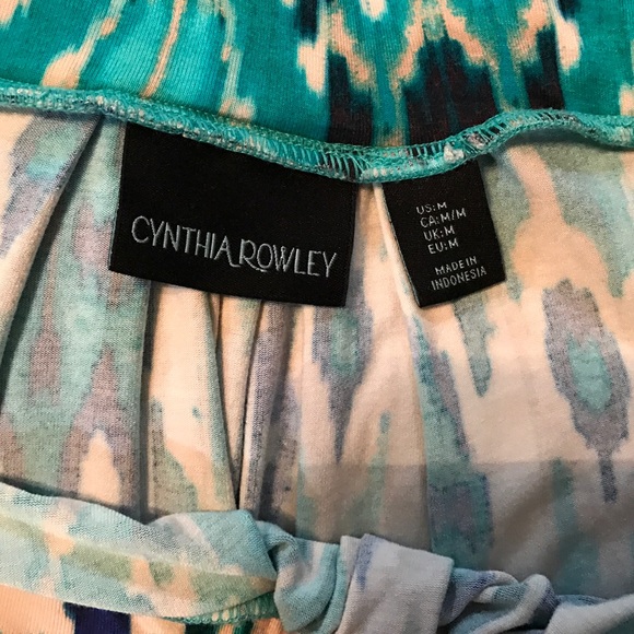 Maxi - Picture 4 of 4