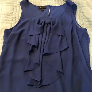 Adorable big bow sleeveless shirt 🎀