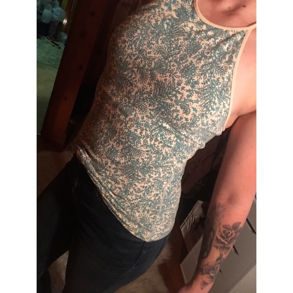 Boho halter tank - Picture 2 of 3