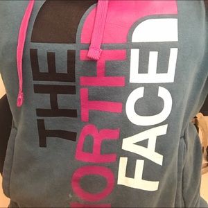 North face pullover.