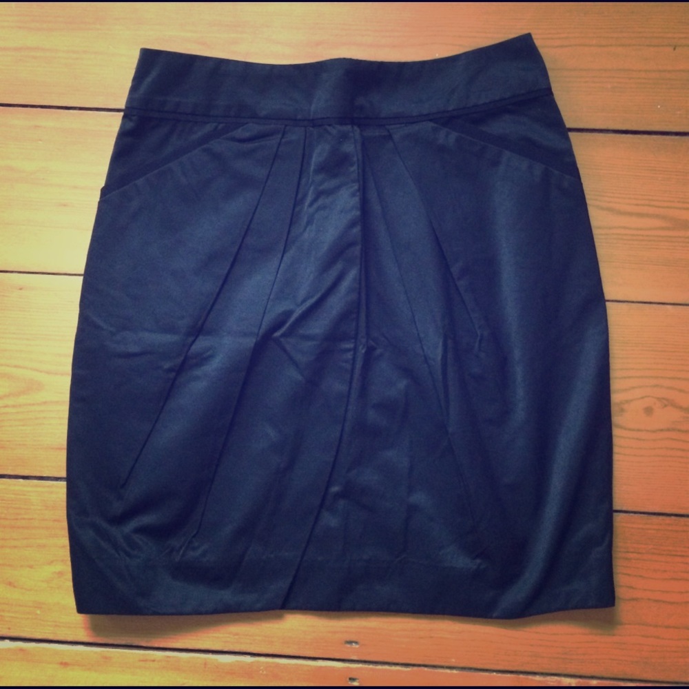 H&M - Black tulip skirt