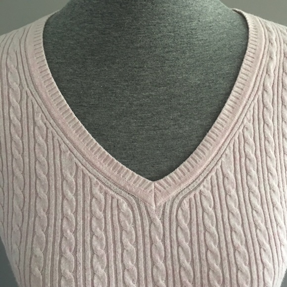 Short Sleeved Pink Sweater - Picture 2 of 4
