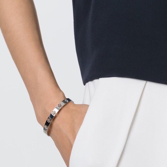 tory burch pierced t bangle