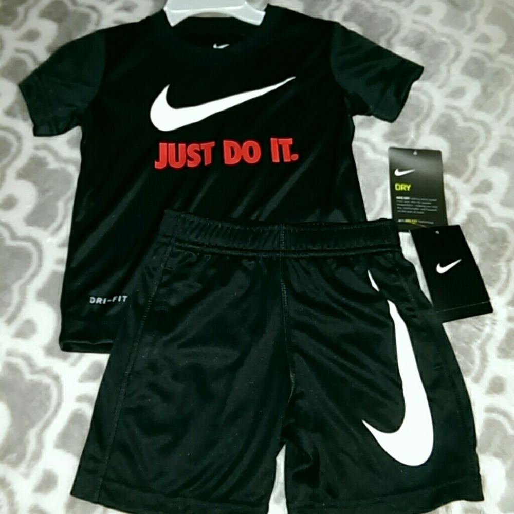 🆕 2T Nike Bundle