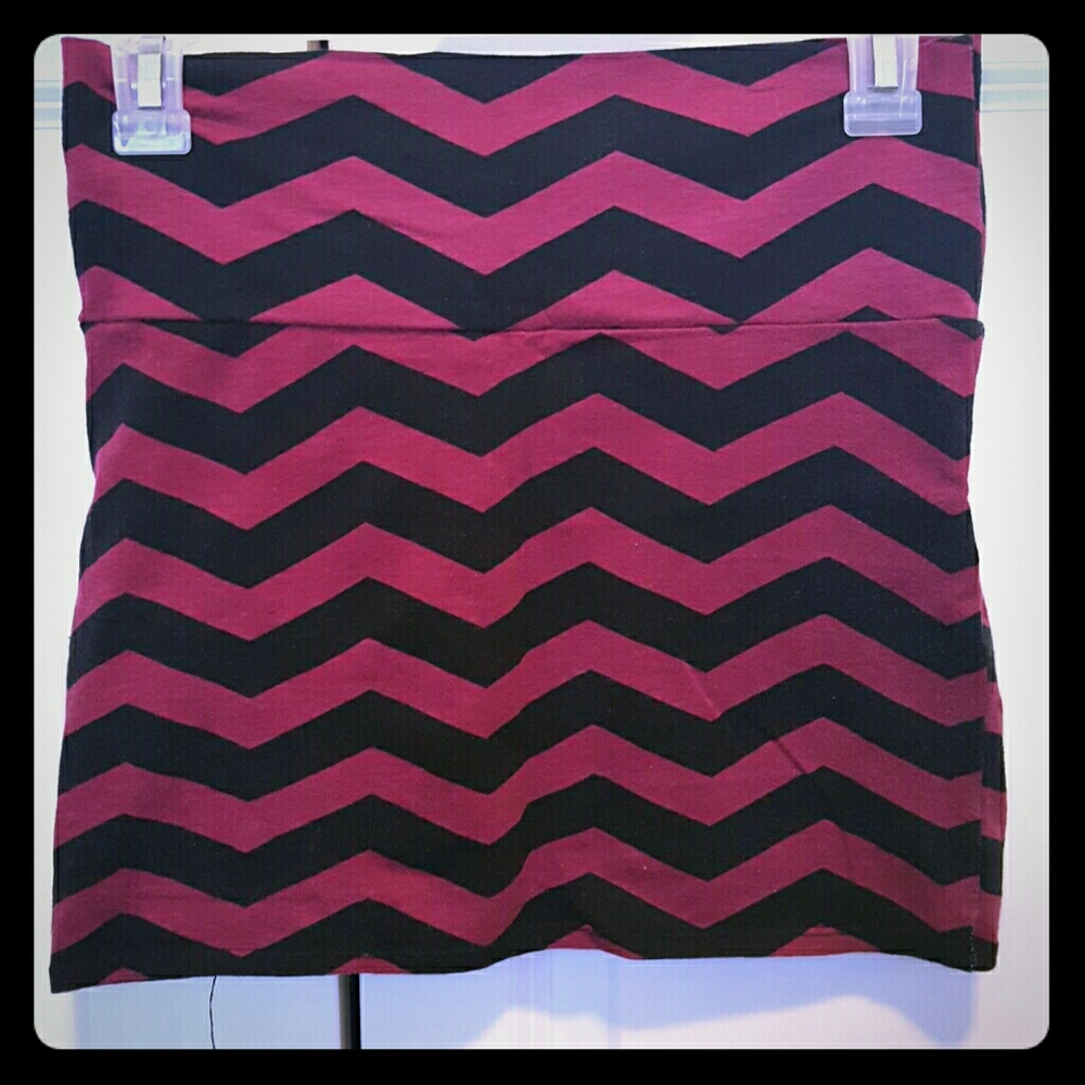 Body con chevron print skirt