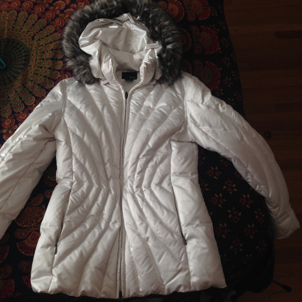 a.n.a White Puffer Jacket (w Removable Fur Hood)
