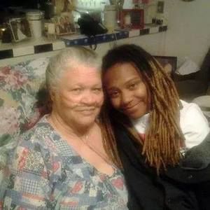 Meet your Posher, Tania