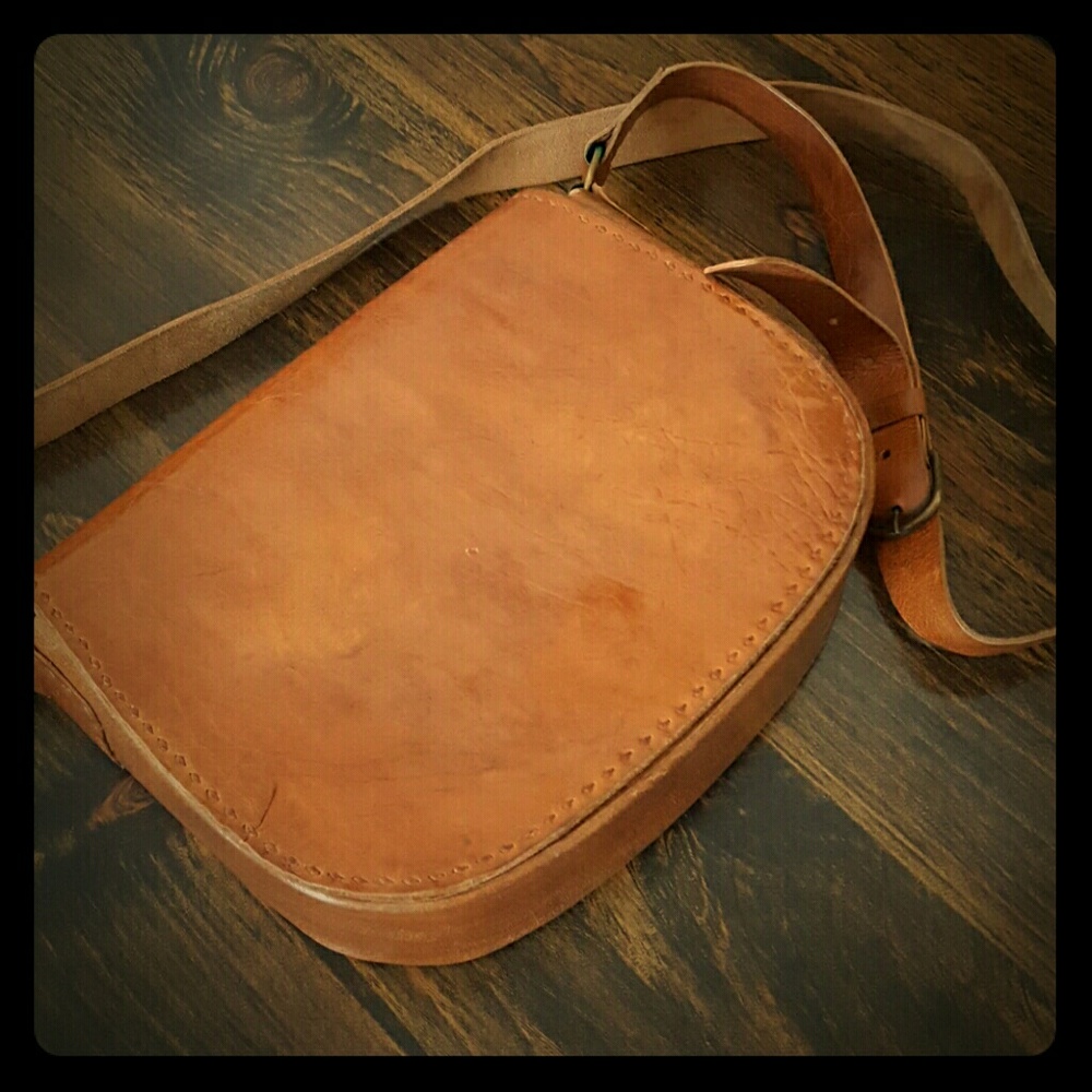 Leather cross body saddle bag