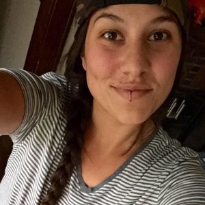 Meet your Posher, Alisa