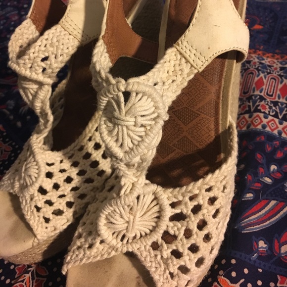 Lucky brand knit wedges - Picture 2 of 6