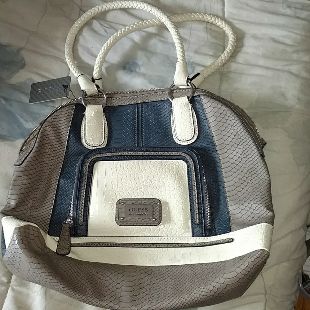 New Guess purse