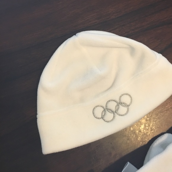 Olympics Embroidered Winter Glove and Hat Bundle❄️ - Picture 2 of 4