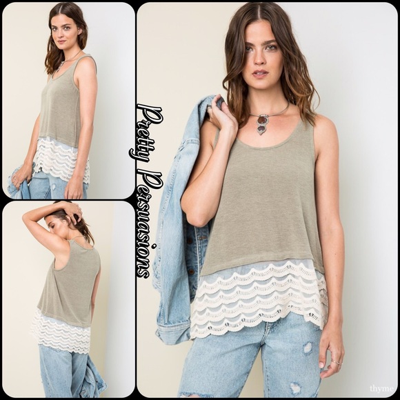 NWT Olive & Cream Lace Crochet Hem Top - Picture 2 of 8