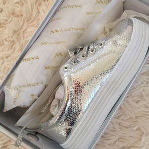 👟👟😍 summers perfect pair of snickers👌🏼💕