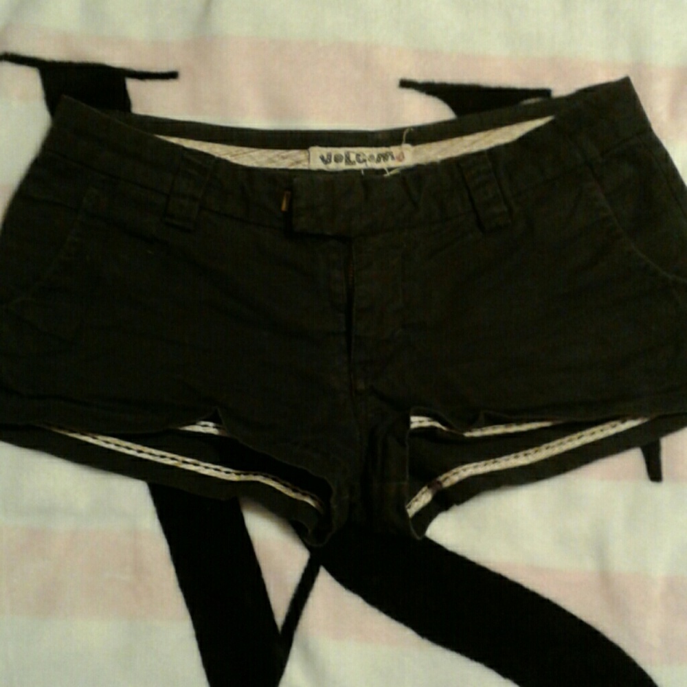 Black short shorts