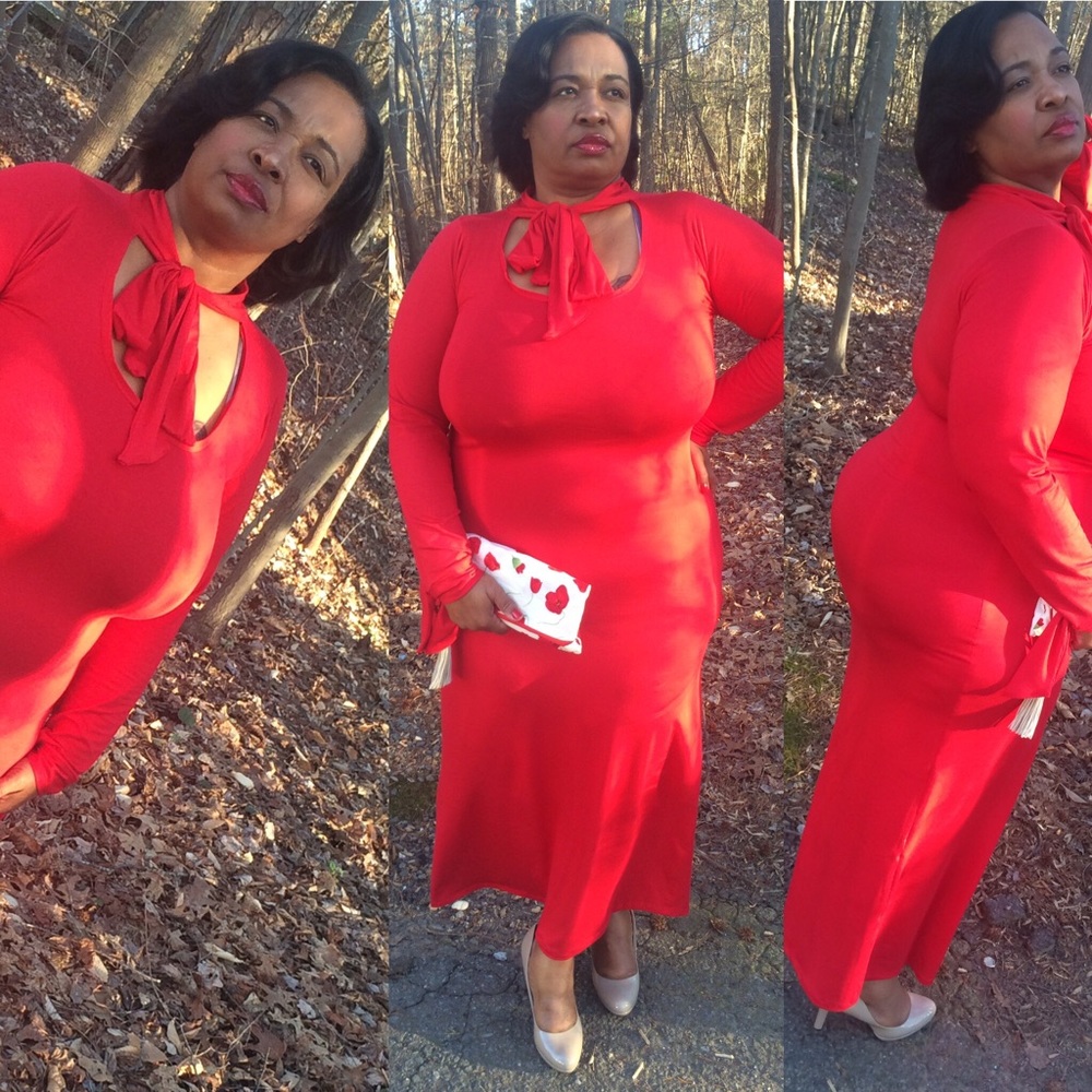 The Lady in Red Bow Tie Maxi Dress