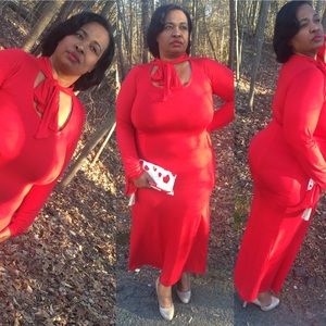 The Lady in Red Bow Tie Maxi Dress
