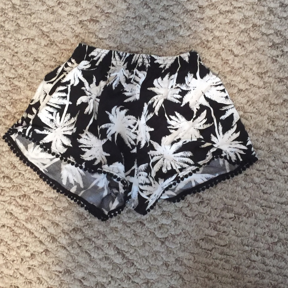 Shorts - Picture 2 of 2