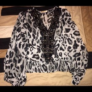 ✨SALE✨ArdenB Beaded top