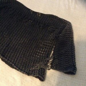 Cropped fringe sweater