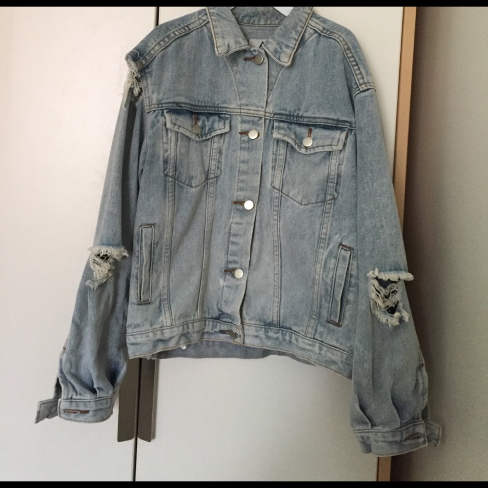 UNIF Aidan Shredded Denim Jacket Size Small