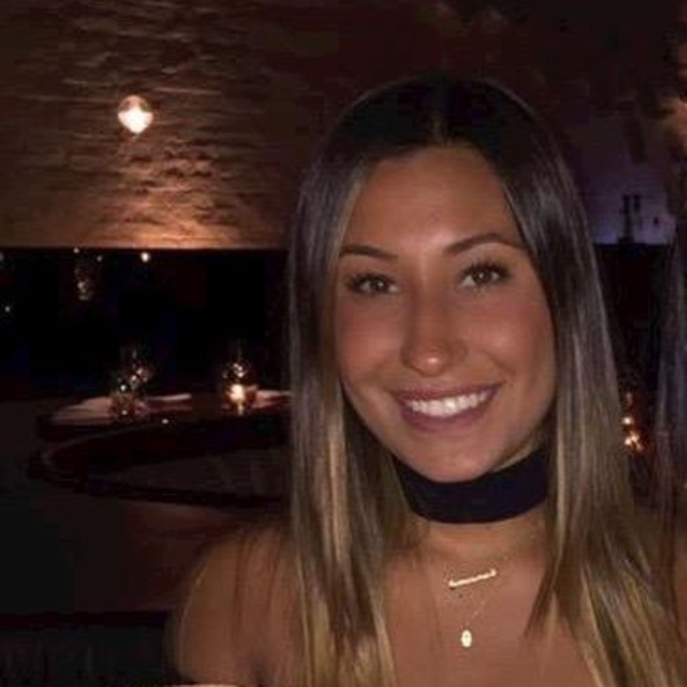 Meet your Posher, Nicole