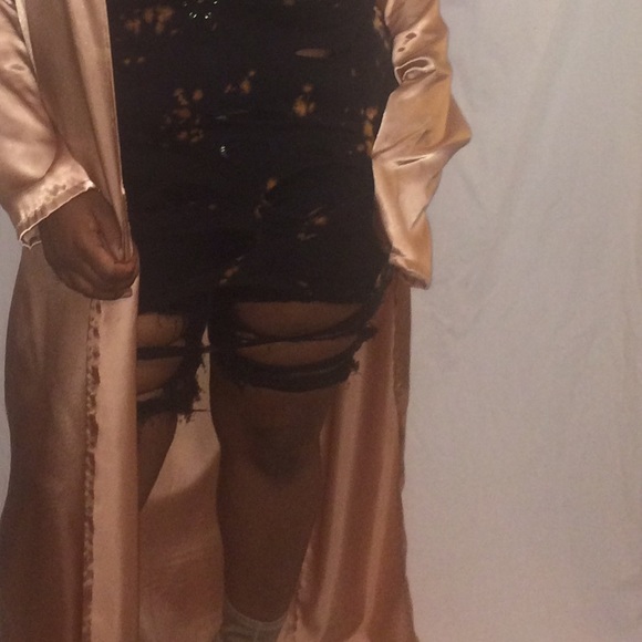 Rose Gold Satin Duster - Picture 2 of 5