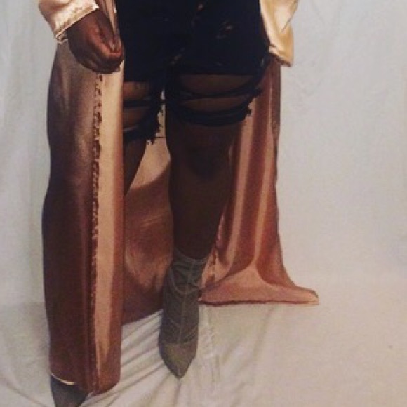 Rose Gold Satin Duster - Picture 3 of 5