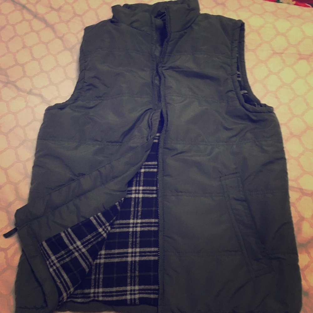 Army green vest