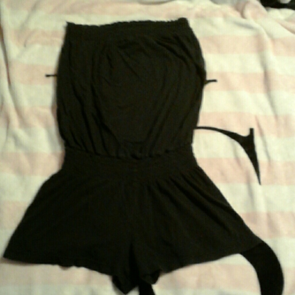 One piece shorts romper