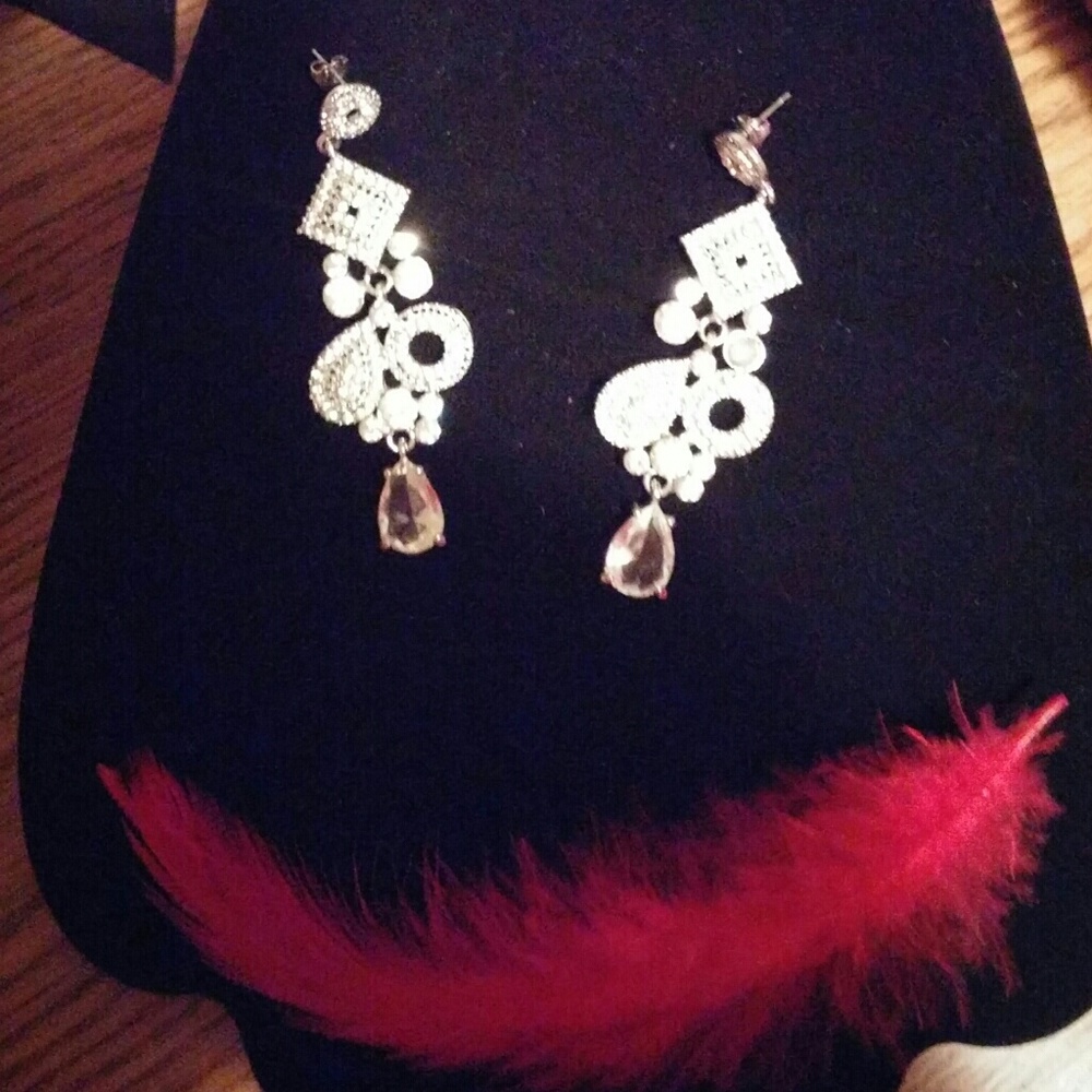 Evening earrings great 🎁
