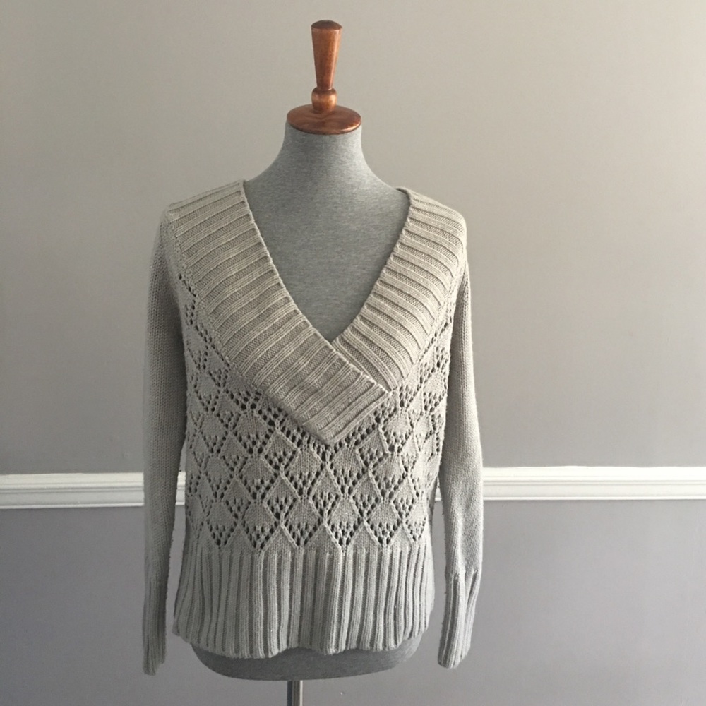 Wide Collar V Neck Sweater