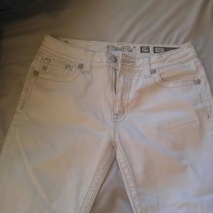 White Miss Me capri's