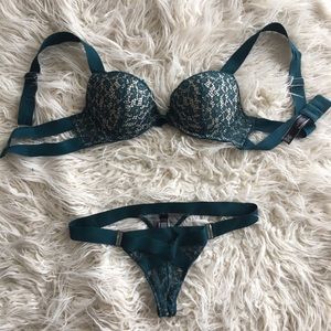 Victoria's Secret Bra and Thong Matching Set