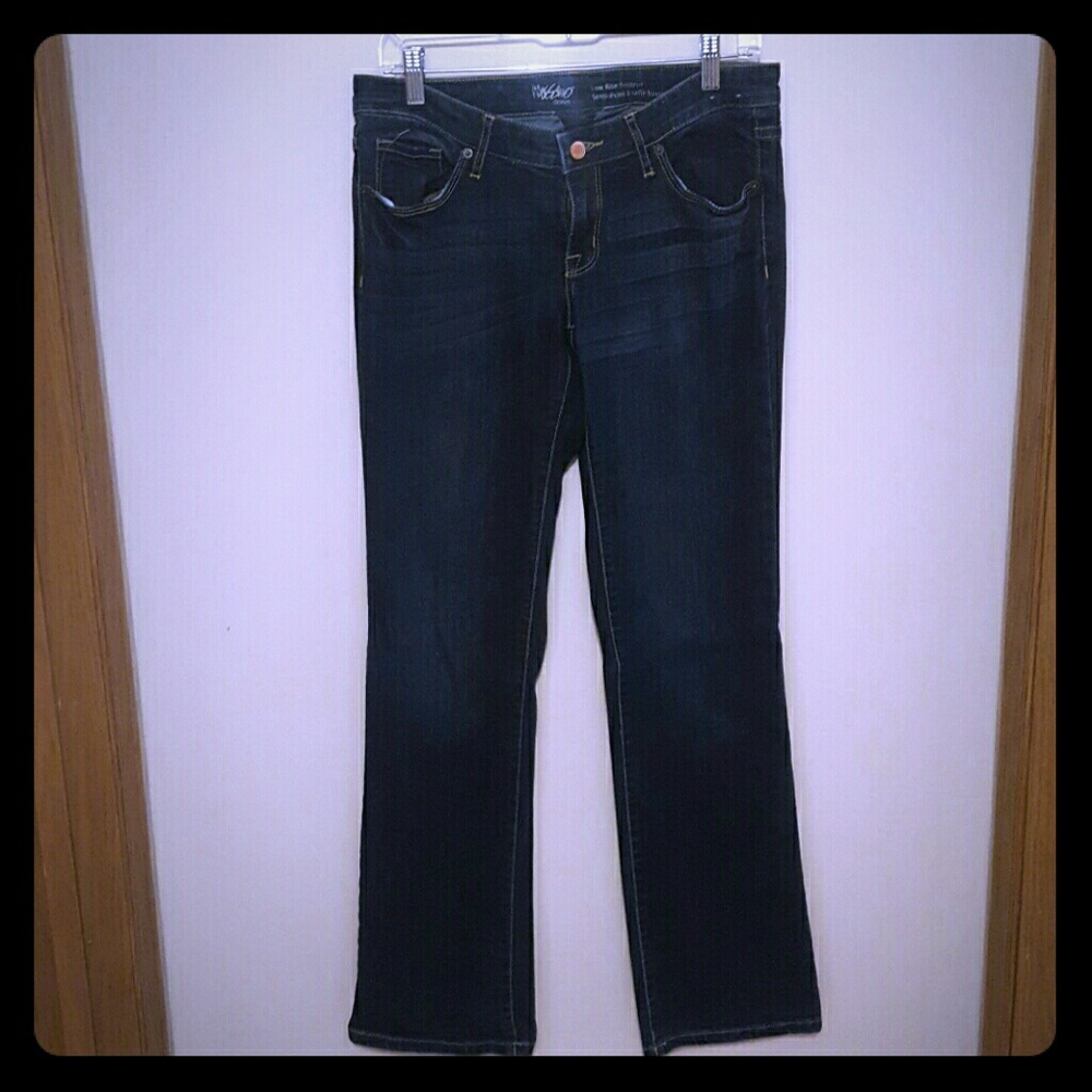 Dark blue jeans (Mossimo black from target)