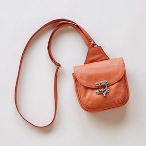 Sundance Go Anywhere Crossbody