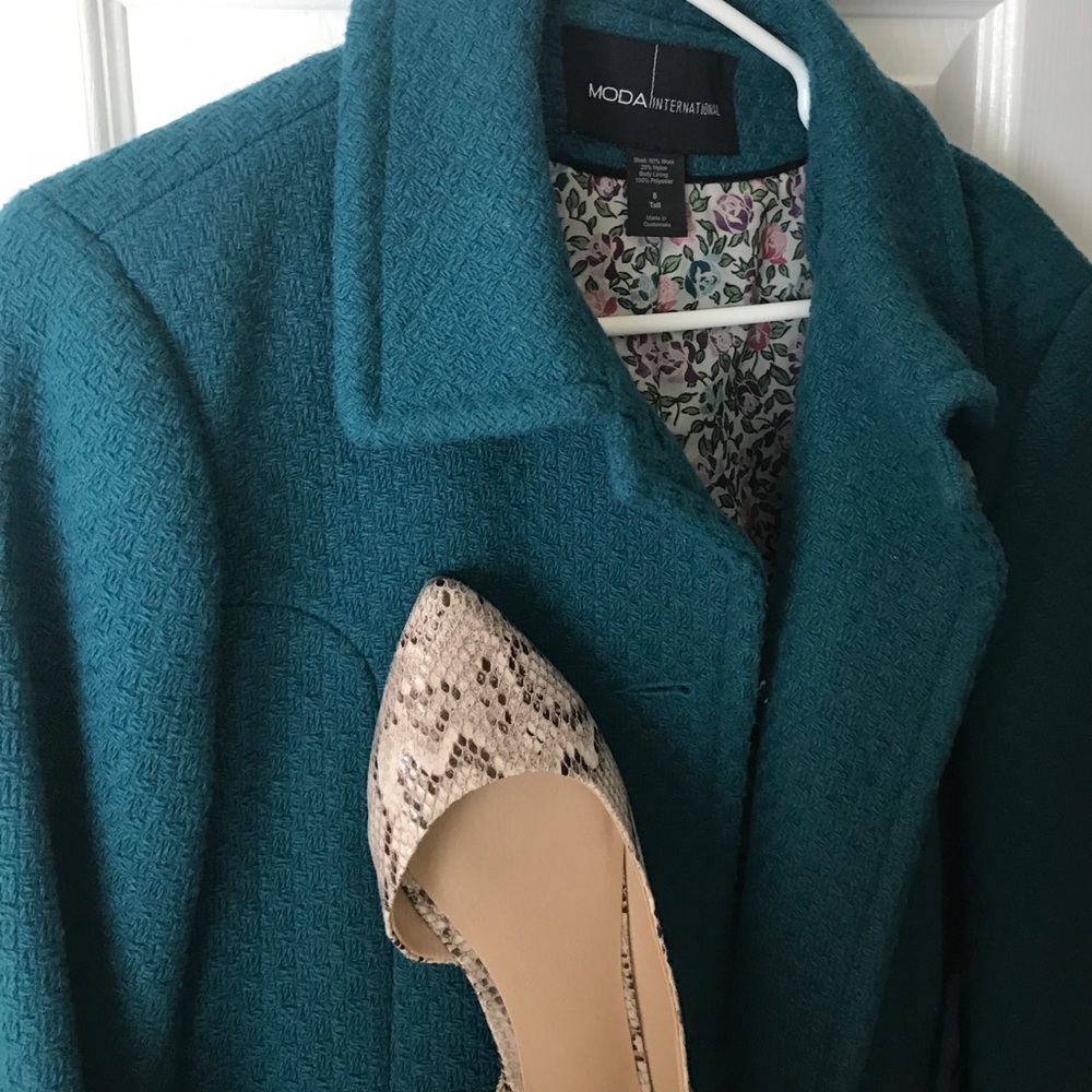 Special bundle coat and flats