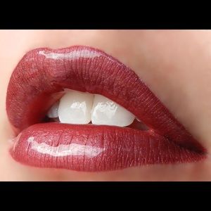 Lipsense! Last 18 hours 😍😍😍😍