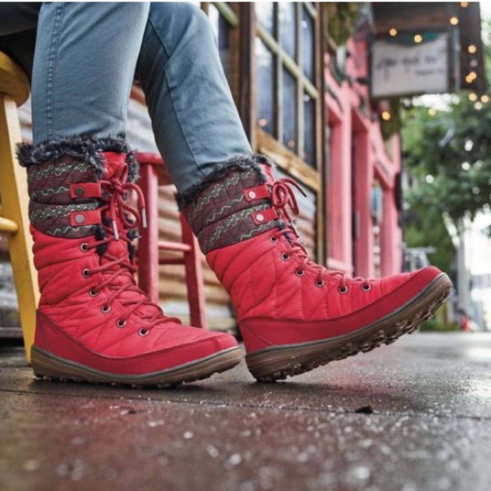 Columbia HEAVENLY Omni Heat Lace Up Boots