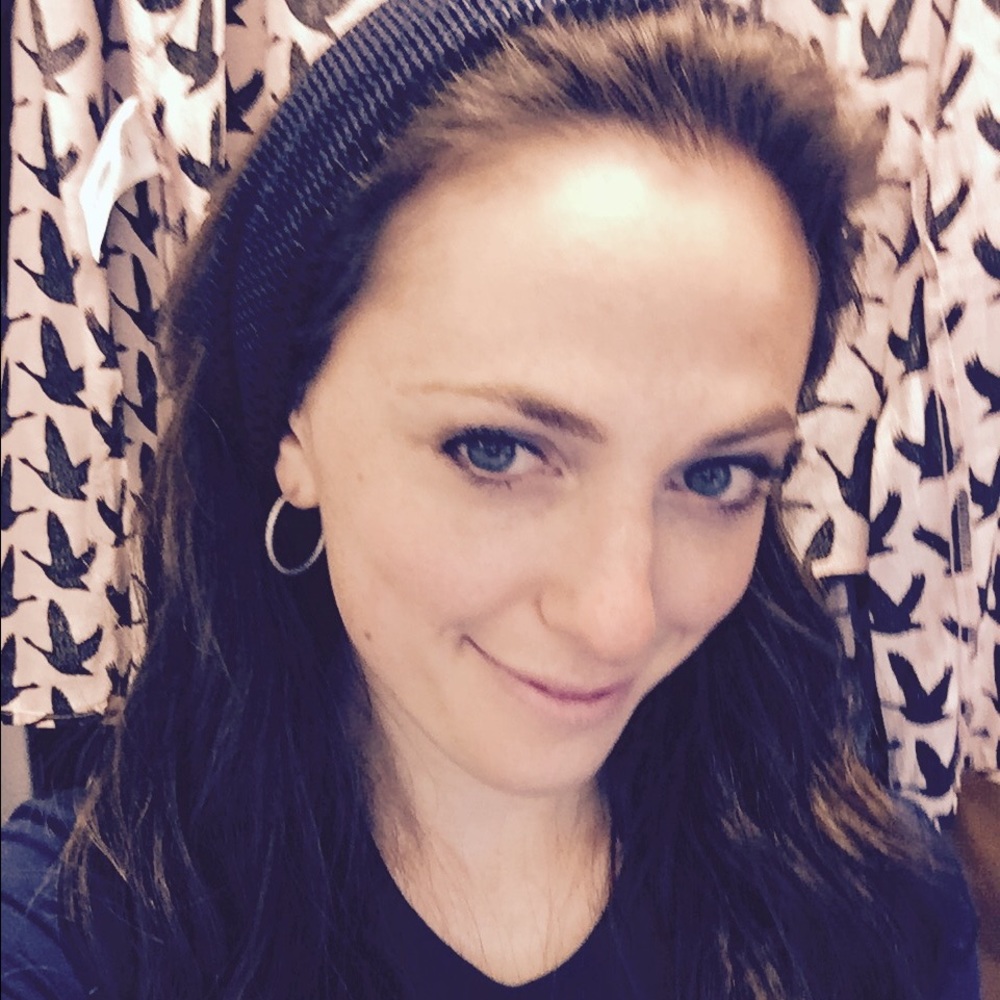 Meet your Posher, Shira