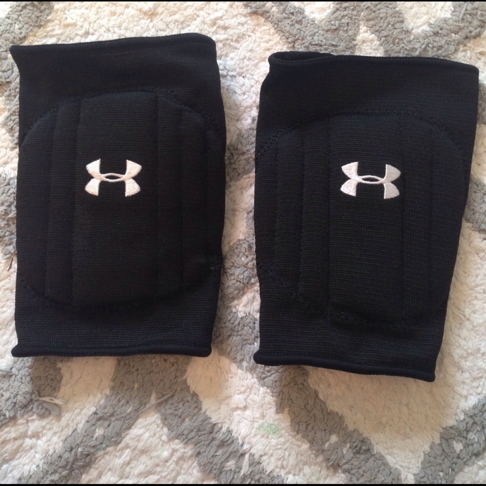Under Armour volleyball kneepads