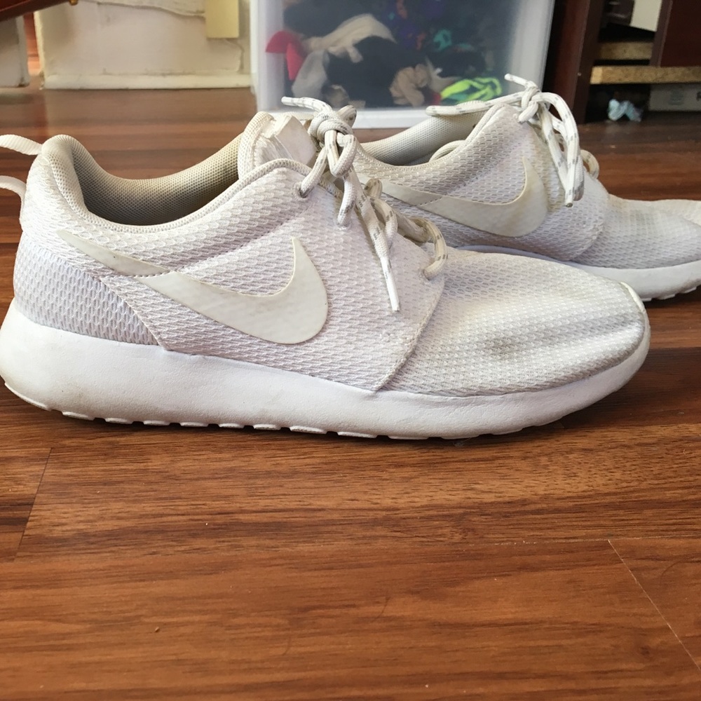 Nike Roshes