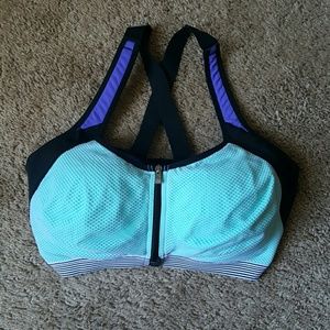 Victoria's secret sports bra