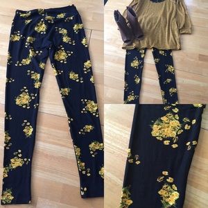 🦄NEW LuLaRoe-leggings-OS-Black & yellow Floral🦄