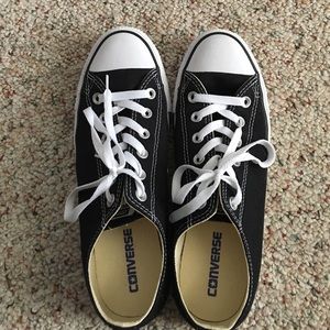 Converse, size 10