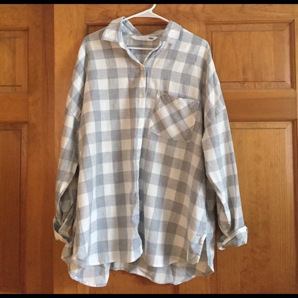 Old Navy Tops - Boyfriend flannel shirt