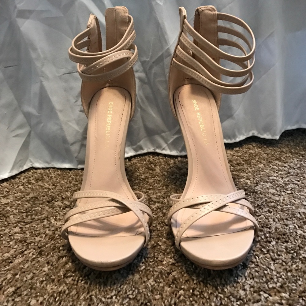 Nude heels