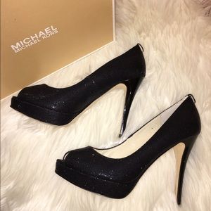 NIB Michael Kors Peep Toe Heels size 7.5