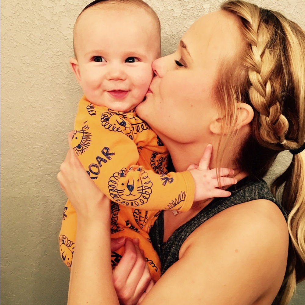 Meet your Posher, Abby